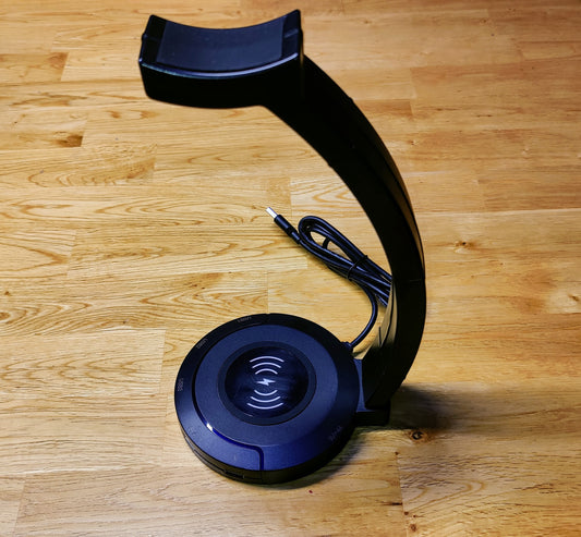 Stander med trådløs lader