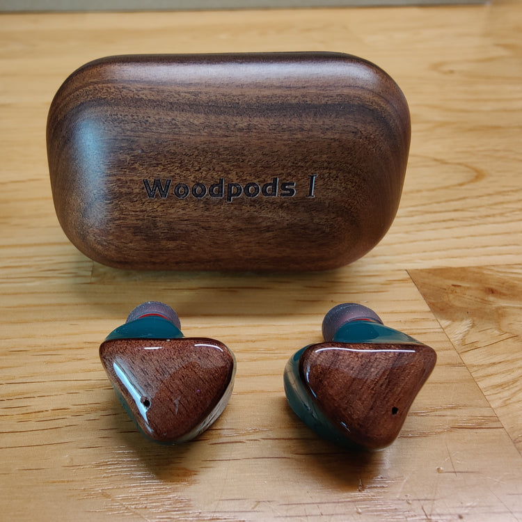 Woodpods I