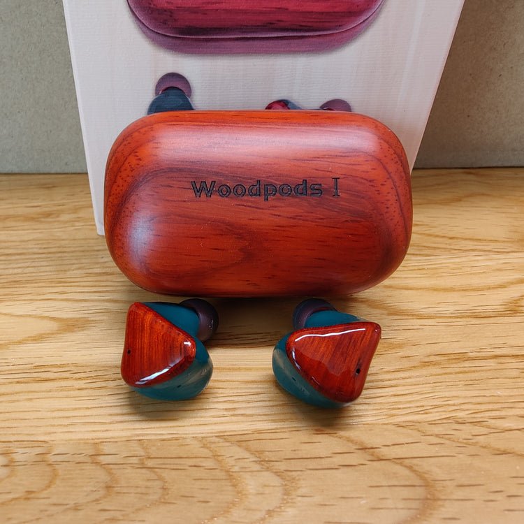 Woodpods I