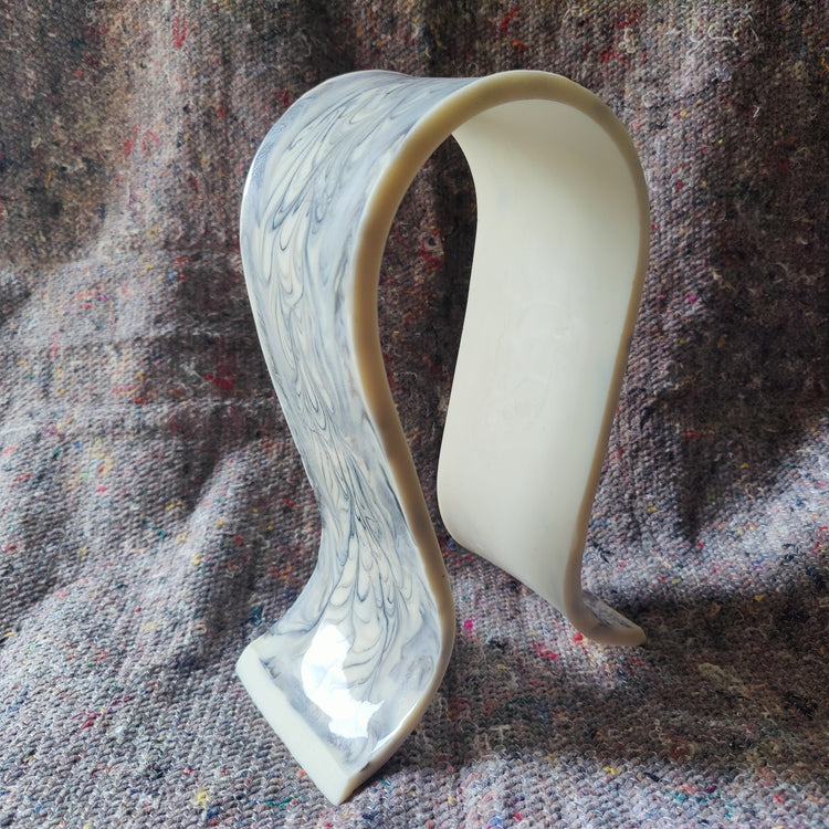 Håndlavet hovedtelefonstander "Hvid marmor"