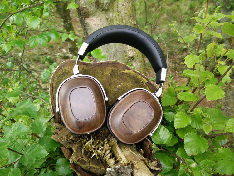 B8 Hovedtelefon i træ